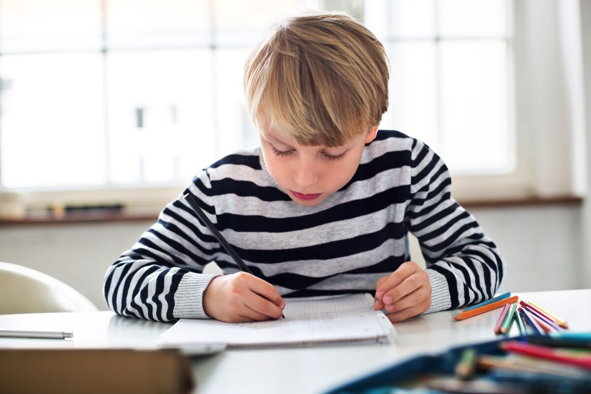 Devoirs et leçons : encourager son enfant à devenir autonome